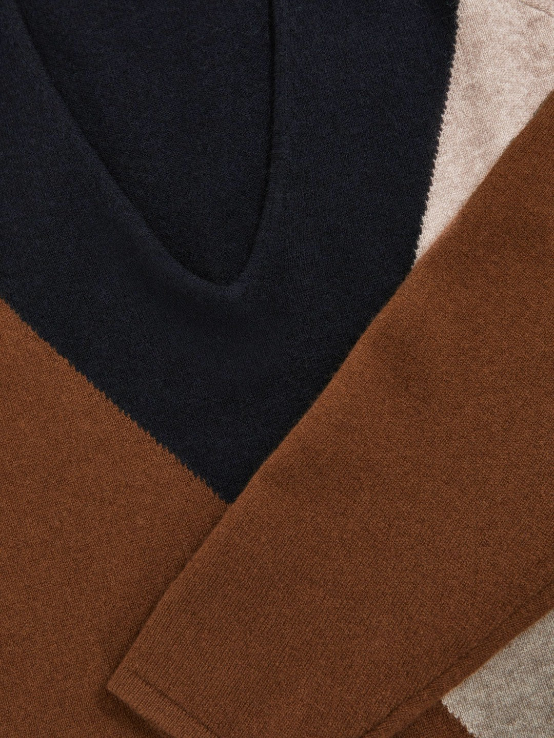 Wool-Blend Colourblock Knit Jumper with Cashmere Toffee Brown/Navy/Neutral | Womens