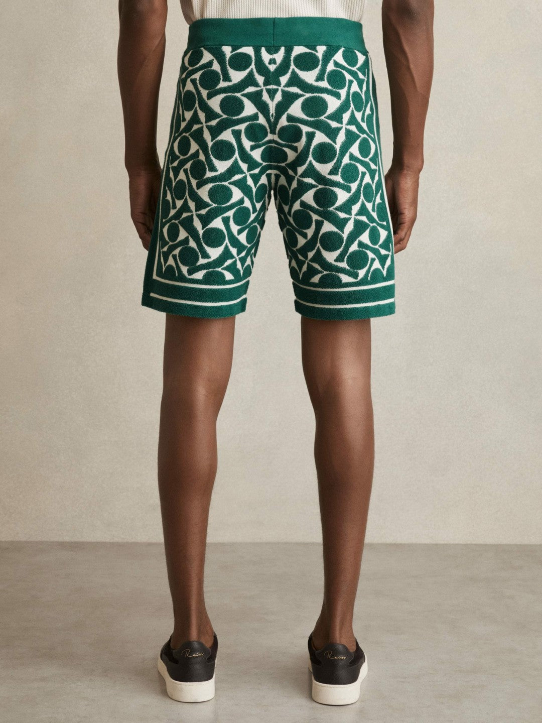 Abstract-Pattern Towelling Shorts Green/White | Mens