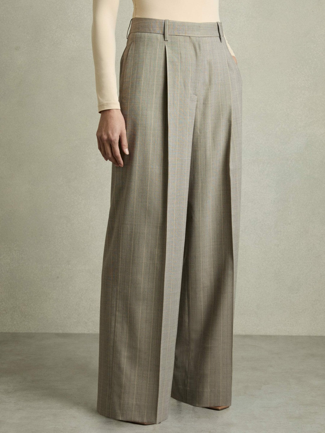 Wool-Blend Wide-Leg Pinstripe Trousers Grey | Womens