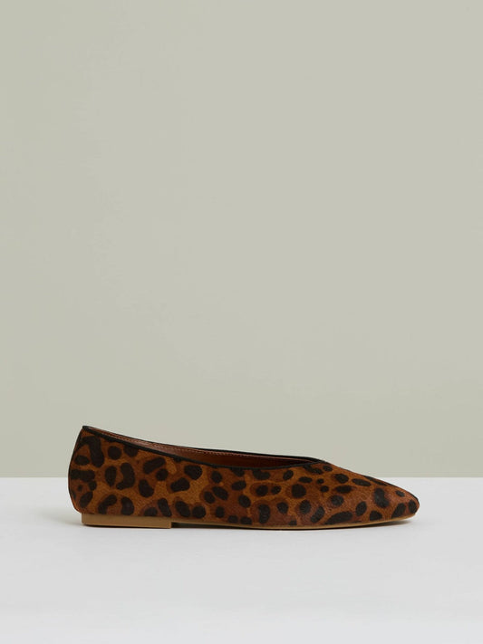 Leather Rounded-Point Toe Ballet Flats Animal | Womens
