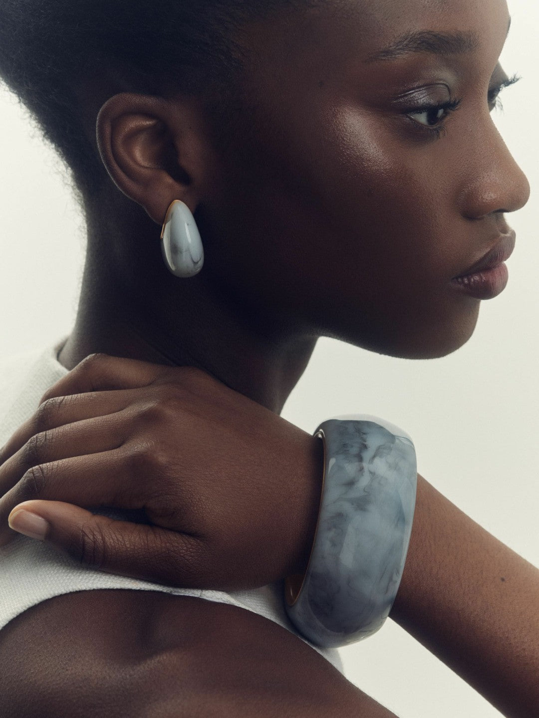 Curve Marble Bangle Gold Tone | Womens