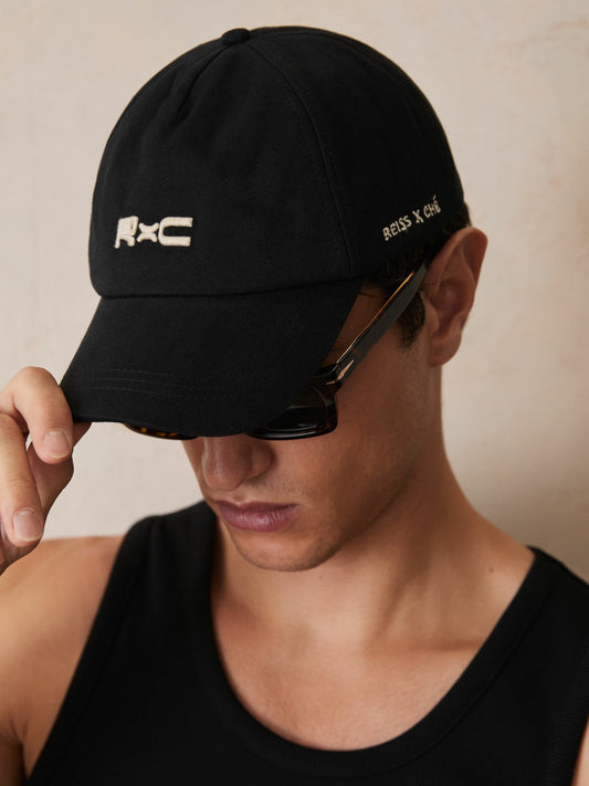 | Ché Logo-Embroidered Cap Black | Mens