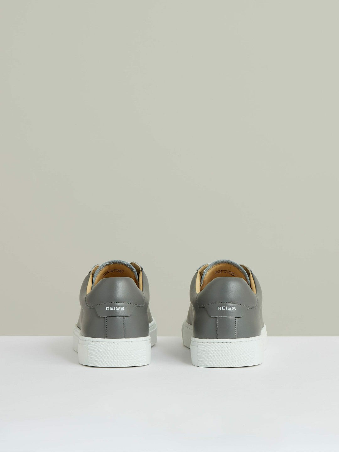 Leather Low-Top Trainers Graphite Grey | Mens
