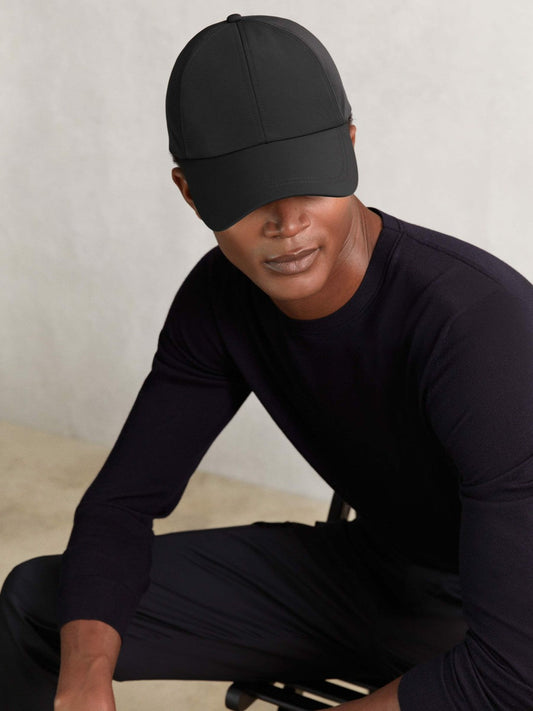 Embroidered Logo Tech Baseball Cap Black | Mens